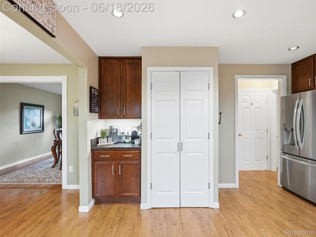 2600 Millcrest Court, Orion Charter Township, MI 48360