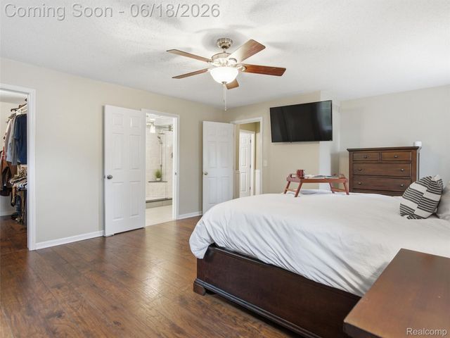 2600 Millcrest Court, Orion Charter Township, MI 48360