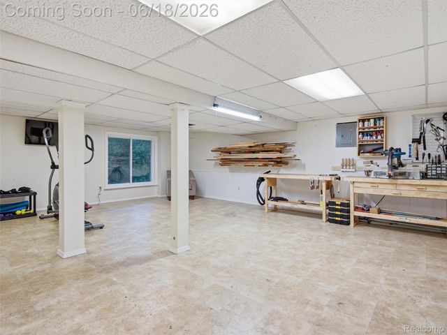 2600 Millcrest Court, Orion Charter Township, MI 48360