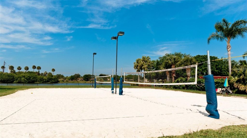 Image 41 of property listing at 1003 FAIRWAYCOVE LANE 205, Bradenton, FL 34212
