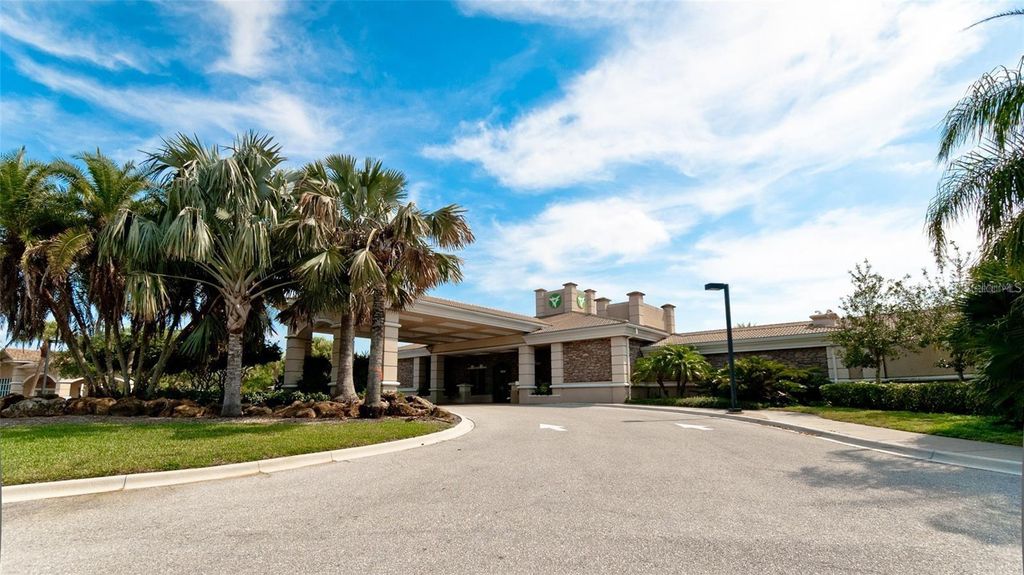 Image 42 of property listing at 1003 FAIRWAYCOVE LANE 205, Bradenton, FL 34212