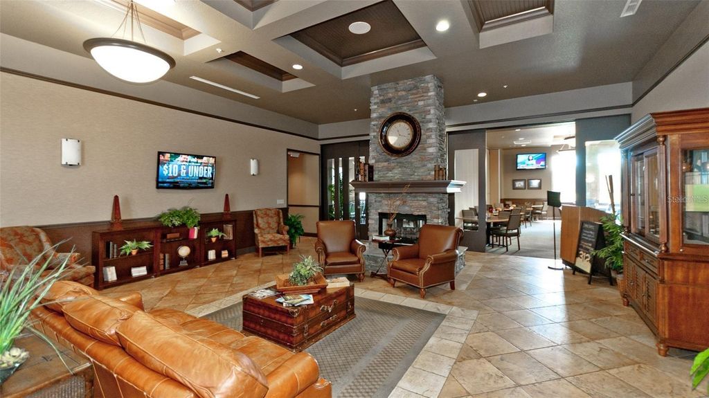 Image 45 of property listing at 1003 FAIRWAYCOVE LANE 205, Bradenton, FL 34212