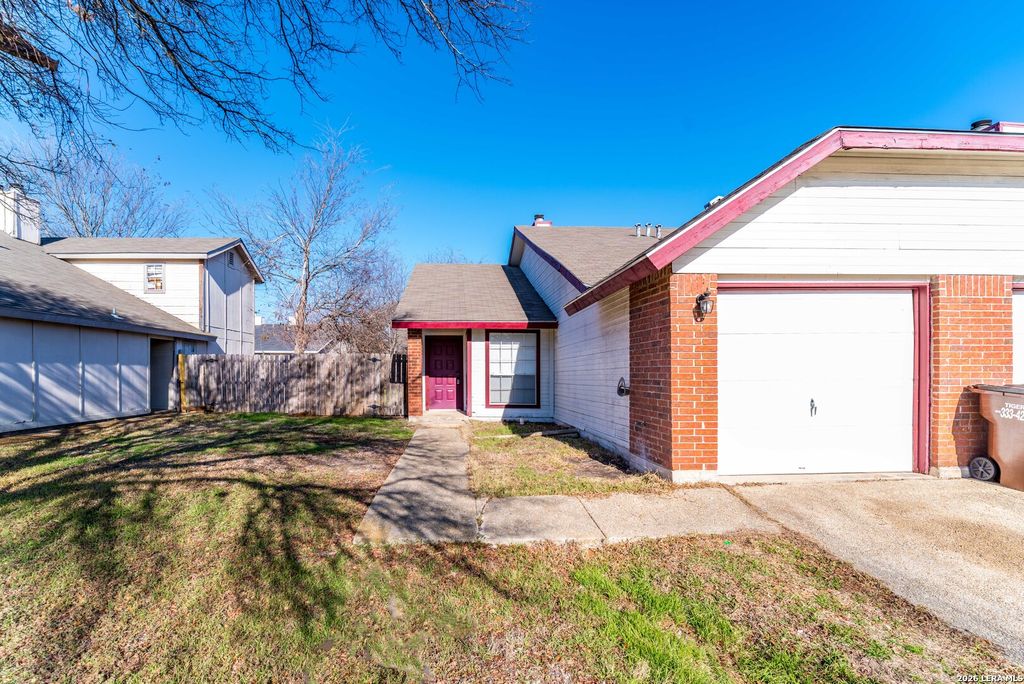 7017 Silver Canyon, San Antonio, TX 78244