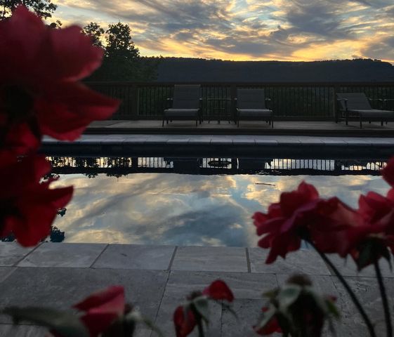 5977 Crestview Drive, Hixson, TN 37343