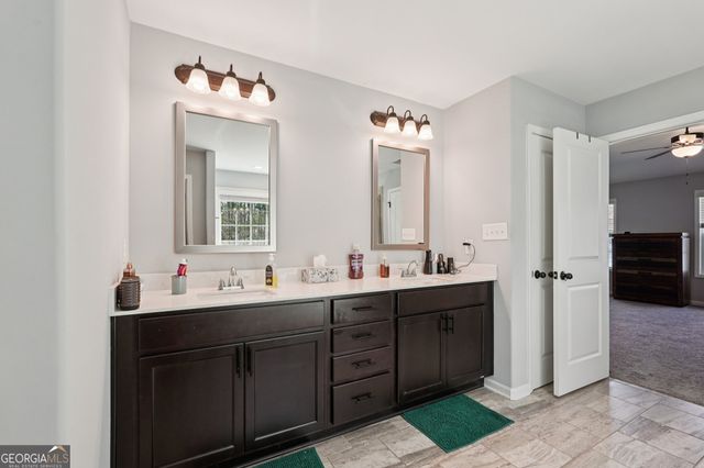 115 Pacific Avenue, Sharpsburg, GA 30277