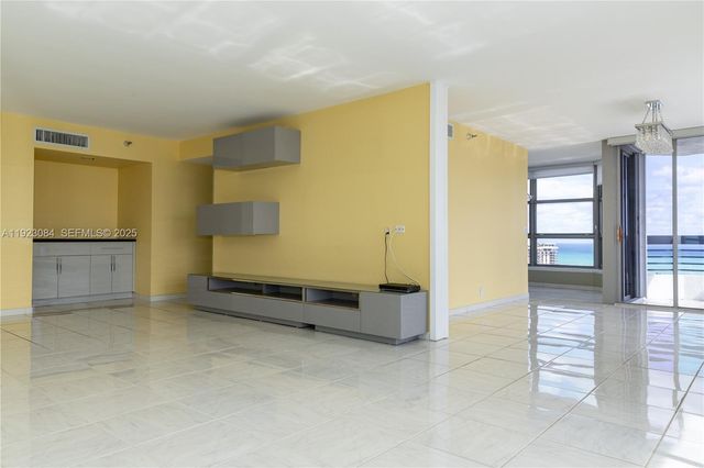 3500 Mystic Pointe Dr 3506, Aventura, FL 33180