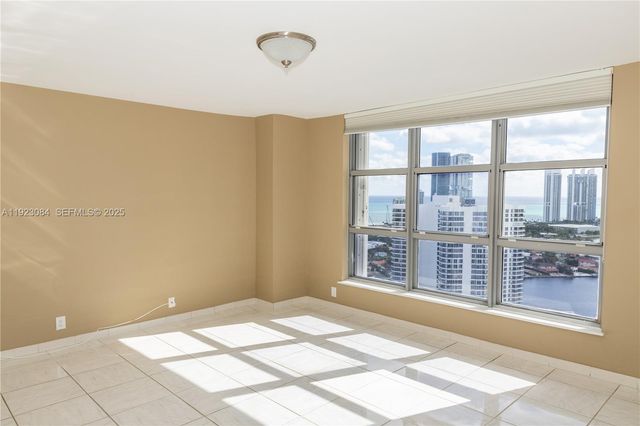 3500 Mystic Pointe Dr 3506, Aventura, FL 33180