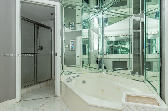 3500 Mystic Pointe Dr 3506, Aventura, FL 33180