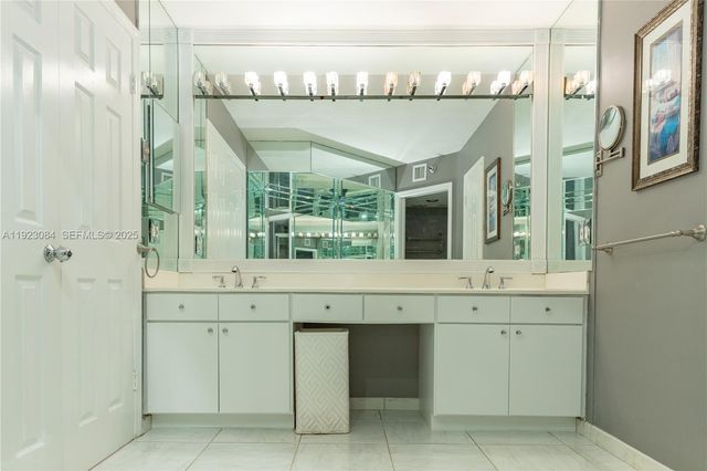 3500 Mystic Pointe Dr 3506, Aventura, FL 33180