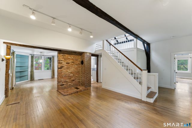 19 Farrell Road, Newtown, CT 06470