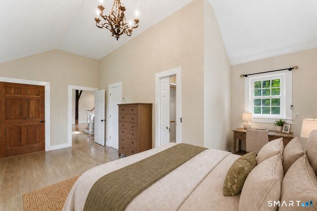 19 Farrell Road, Newtown, CT 06470