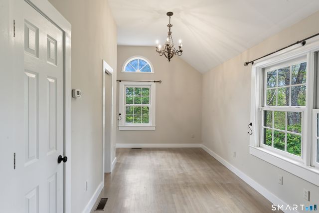 19 Farrell Road, Newtown, CT 06470