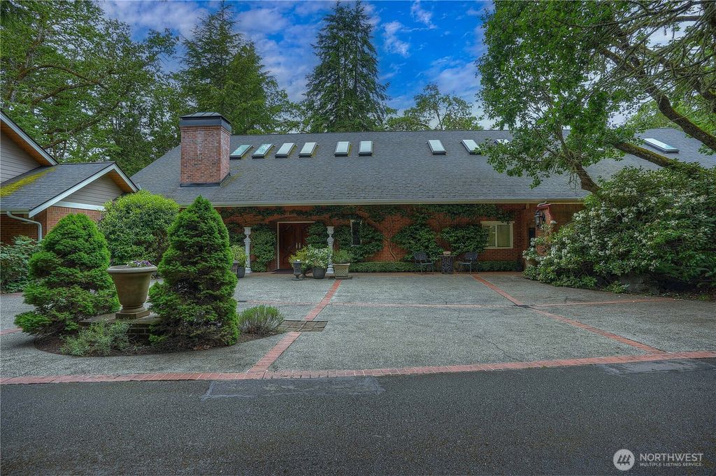 11417 Gravelly Lake Drive SW, Lakewood, WA 98499