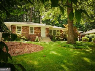 579 N Superior Avenue, Decatur, GA 30033