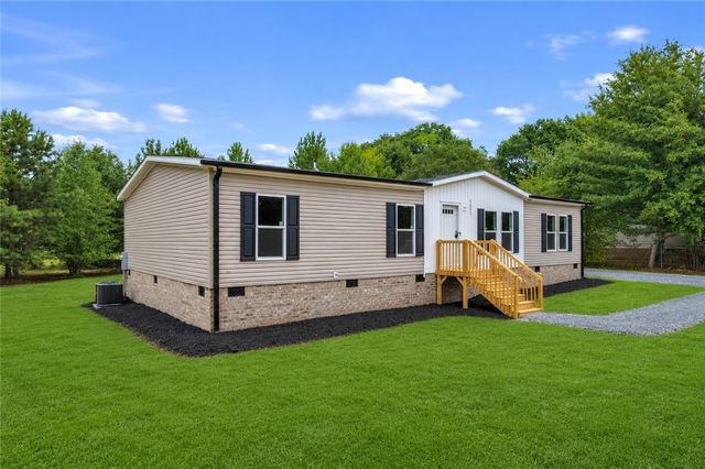 2857 S McDuffie Street Extension, Anderson, SC 29624