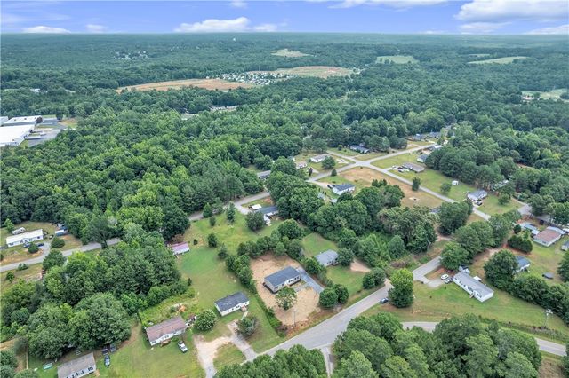 2857 S McDuffie Street Extension, Anderson, SC 29624