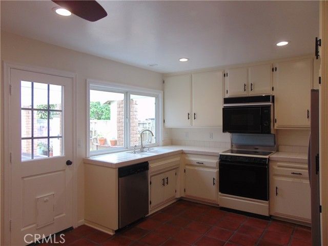 5172 Blairwood, La Palma, CA 90623