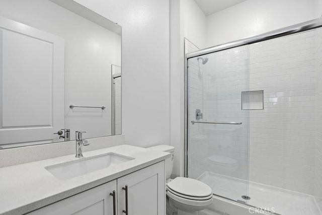 673 Beacon, Irvine, CA 92618