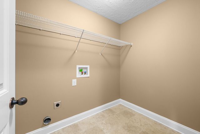 1290 Allmon Drive, Clarksville, TN 37042