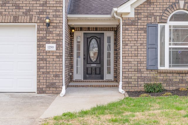 1290 Allmon Drive, Clarksville, TN 37042