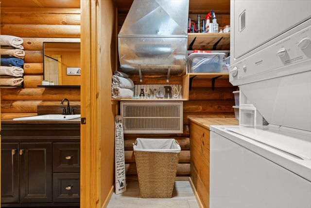 10526 Mullins Cove Road, Whitwell, TN 37397