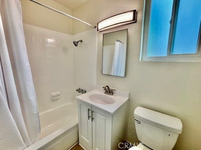 12425 Harris A, Lynwood, CA 90262