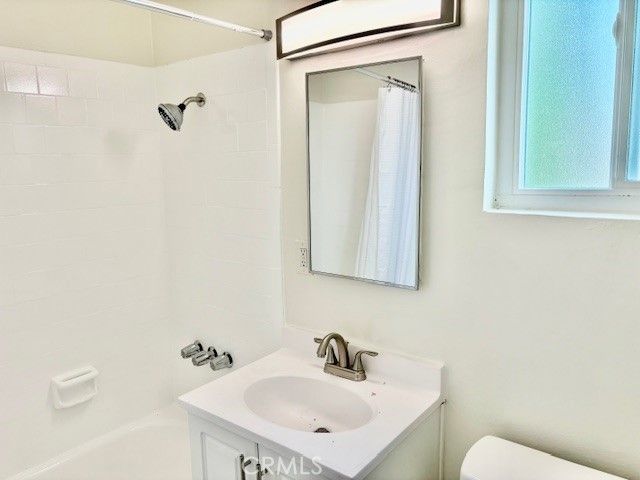 12425 Harris A, Lynwood, CA 90262