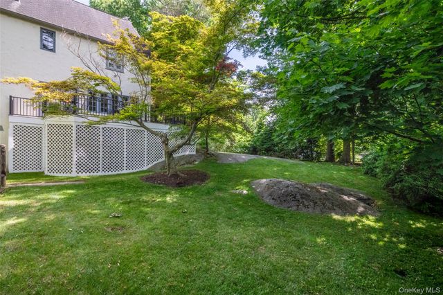 550 Forest Avenue, New Rochelle, NY 10804