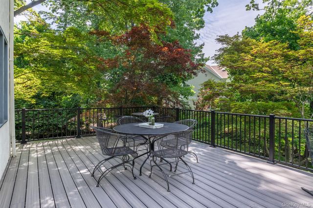 550 Forest Avenue, New Rochelle, NY 10804