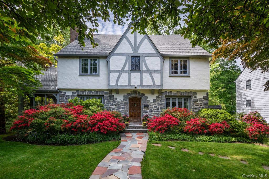 550 Forest Avenue, New Rochelle, NY 10804