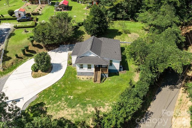 811 Markham Road, Tryon, NC 28782