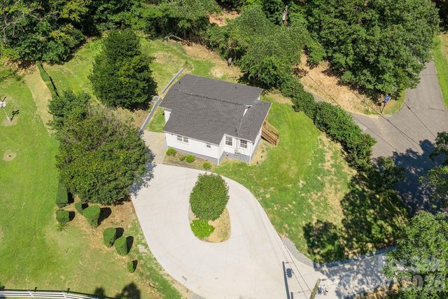 811 Markham Road, Tryon, NC 28782