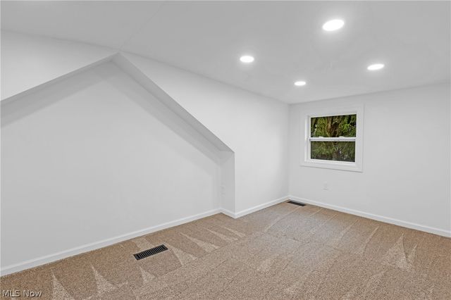 5111 W Middletown Road, Canfield, OH 44406