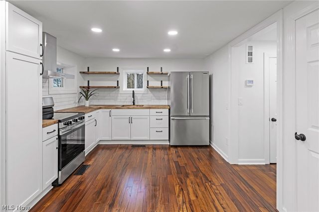 5111 W Middletown Road, Canfield, OH 44406