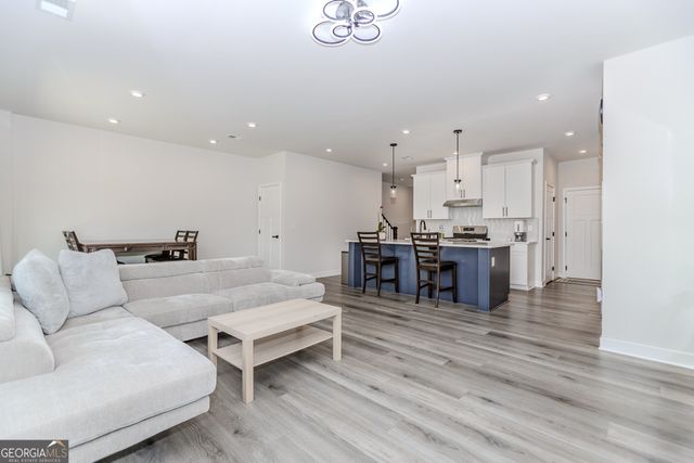 233 Salt Lake Lane, Hoschton, GA 30548