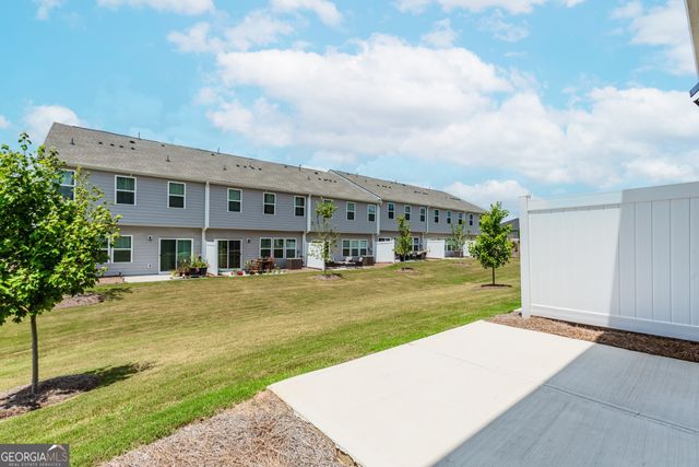 233 Salt Lake Lane, Hoschton, GA 30548