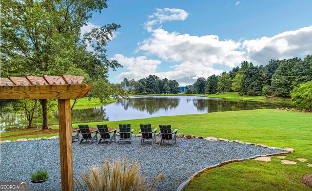 233 Salt Lake Lane, Hoschton, GA 30548