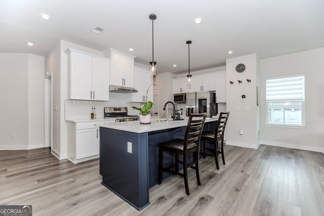 233 Salt Lake Lane, Hoschton, GA 30548