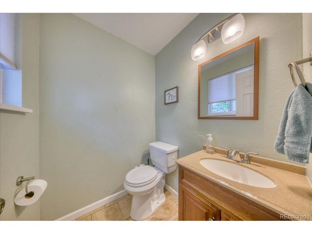 10975 W 68th Ave, Arvada, CO 80004
