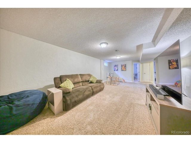 10975 W 68th Ave, Arvada, CO 80004
