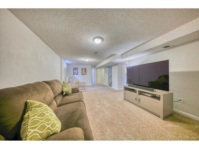 10975 W 68th Ave, Arvada, CO 80004