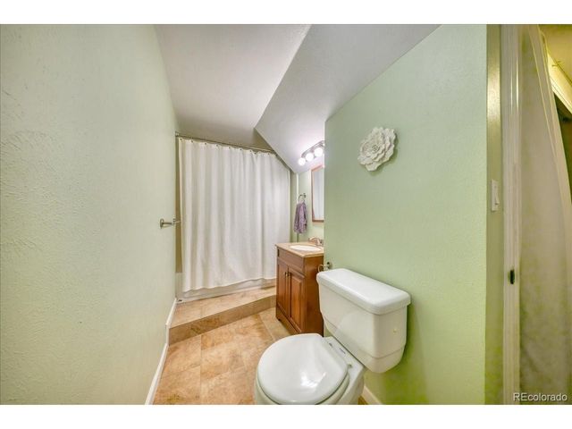 10975 W 68th Ave, Arvada, CO 80004