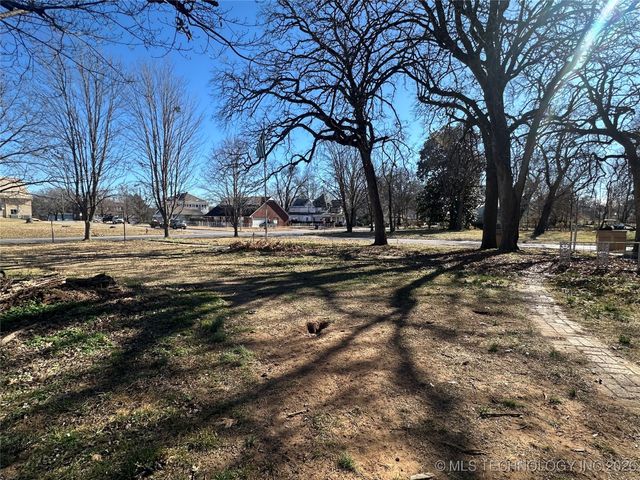 320 S Morton Avenue, Okmulgee, OK 74447