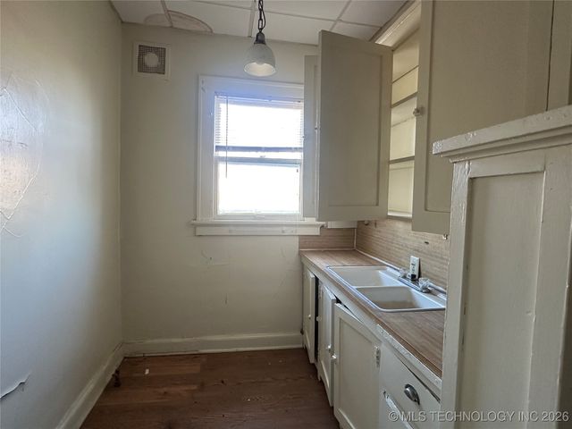 320 S Morton Avenue, Okmulgee, OK 74447