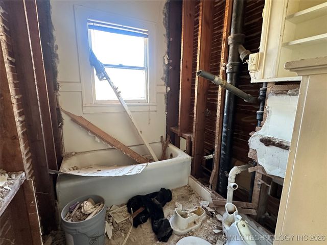 320 S Morton Avenue, Okmulgee, OK 74447