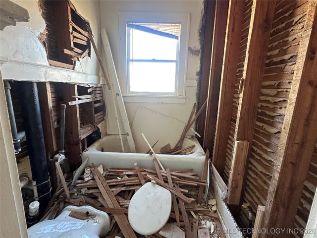 320 S Morton Avenue, Okmulgee, OK 74447