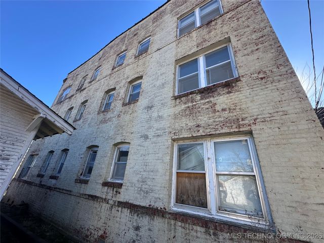 320 S Morton Avenue, Okmulgee, OK 74447