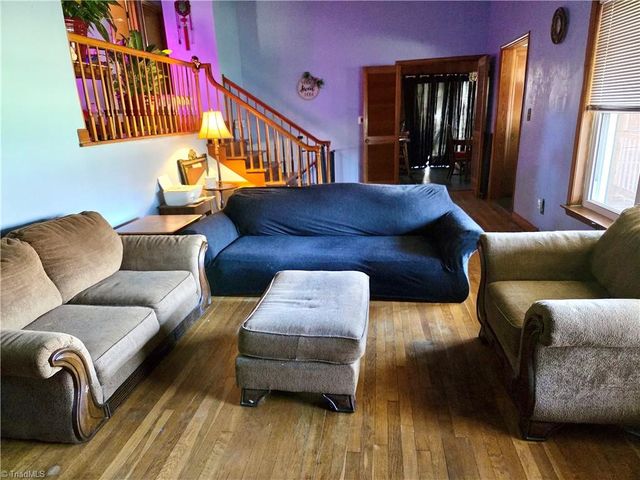 160 NE Motor Road, Winston-salem, NC 27105