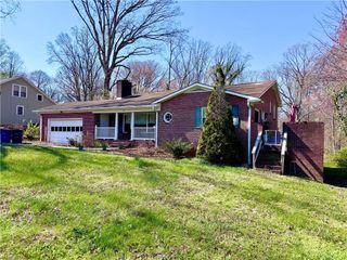 160 NE Motor Road, Winston-salem, NC 27105