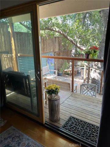 3543 Poppy, Calabasas, CA 91302